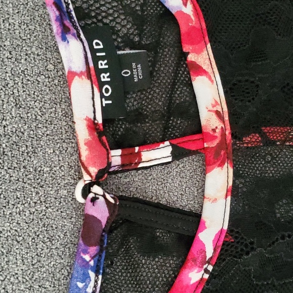 🆕️ TORRID Floral Studio Knit Asymmetrical Midi Dress SIZE: 0 (LARGE 12) - Picture 14 of 16